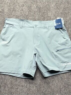 HUK Shorts Mens XL Blue Next Level  7" H2000040-040 Cargo Fishing Stretch NEW